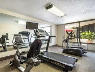 Ramada By Wyndham Houma Hotel Exterior photo